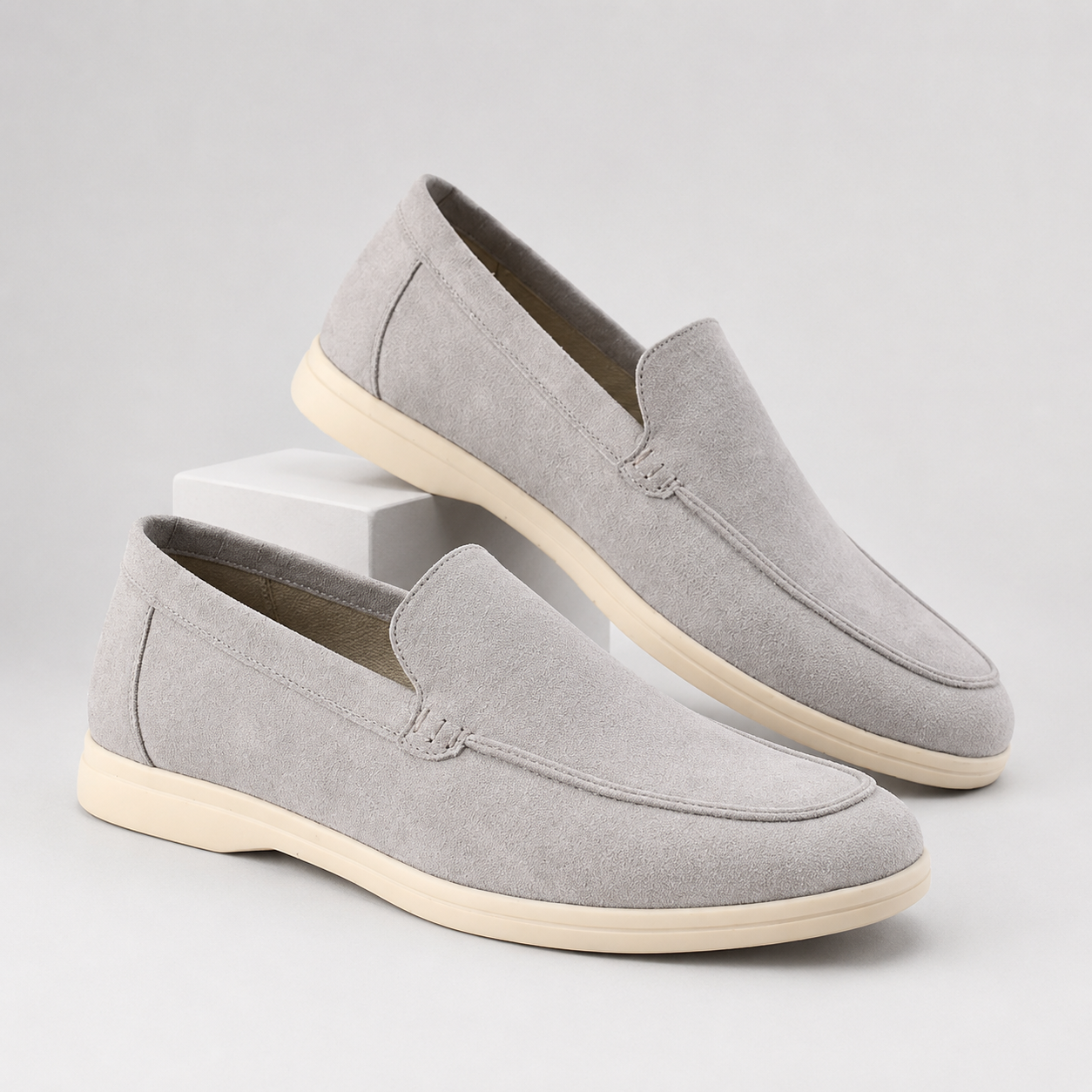 Specialerbjudande: PRACTS Suede Loafers SE